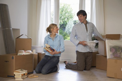 Safe manual handling and loading practices in removals work